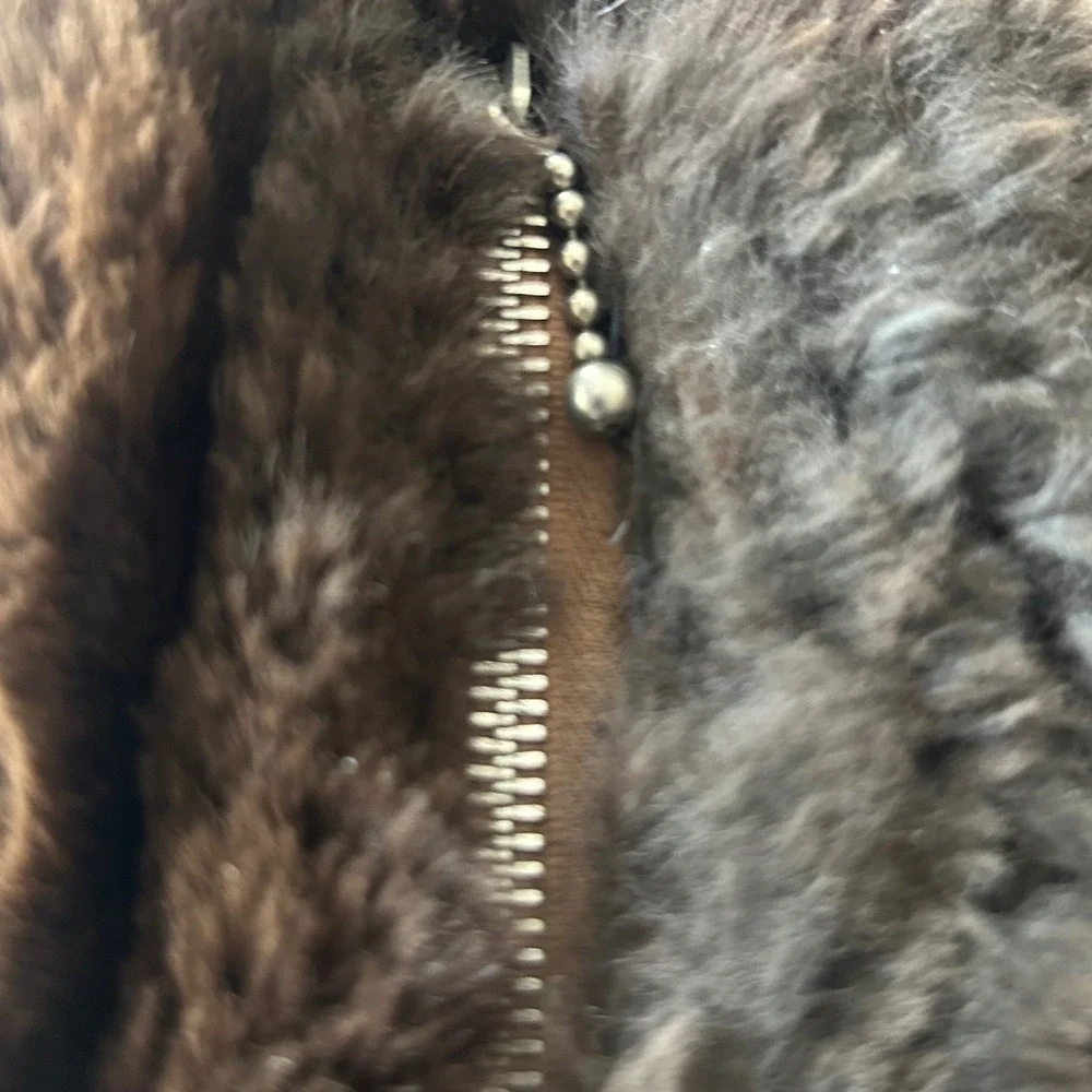 Vintage Muff Hand Warmer Zipper Pocket Winterwear Cold Weather Glam Old Money
